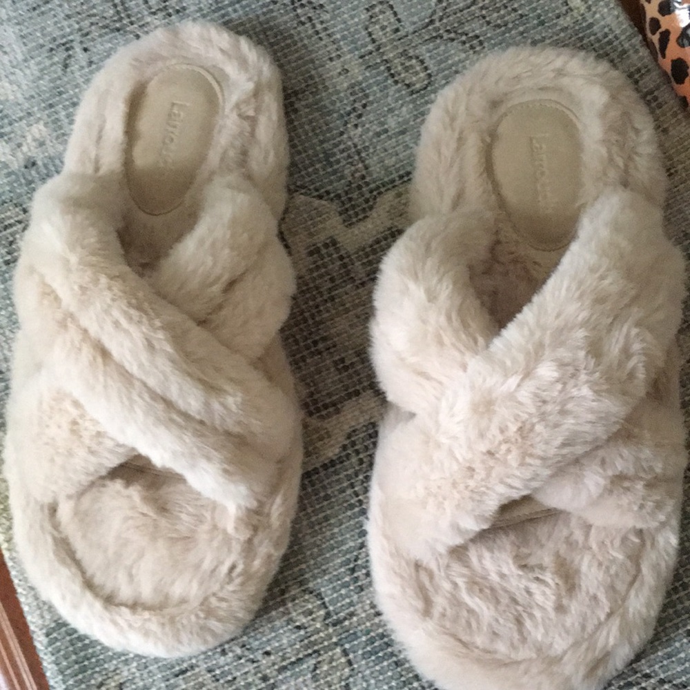 Larroude - chic slipper - Picture 7 of 8